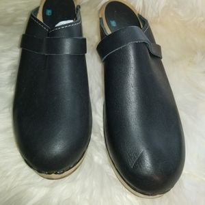 Lotta Dark Blue Clogs from Sweden size 41